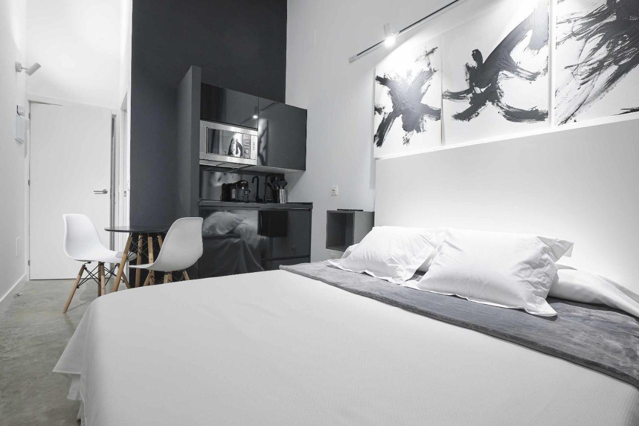 Fino Modern & Luxury Apartment Sevilla Bagian luar foto